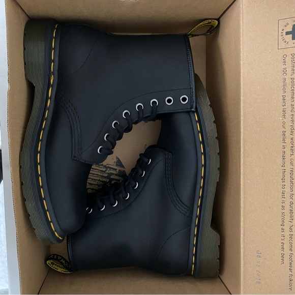 1460 Dr Martens - Picture 6 of 8